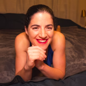 Chat with Vanessa - Video Call